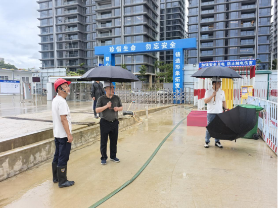 三亚全市453个在建工地全面停工 应转尽转24067人全部转移安置